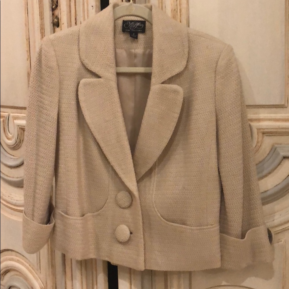 Never worn Yvonne LaFleur cream jacket